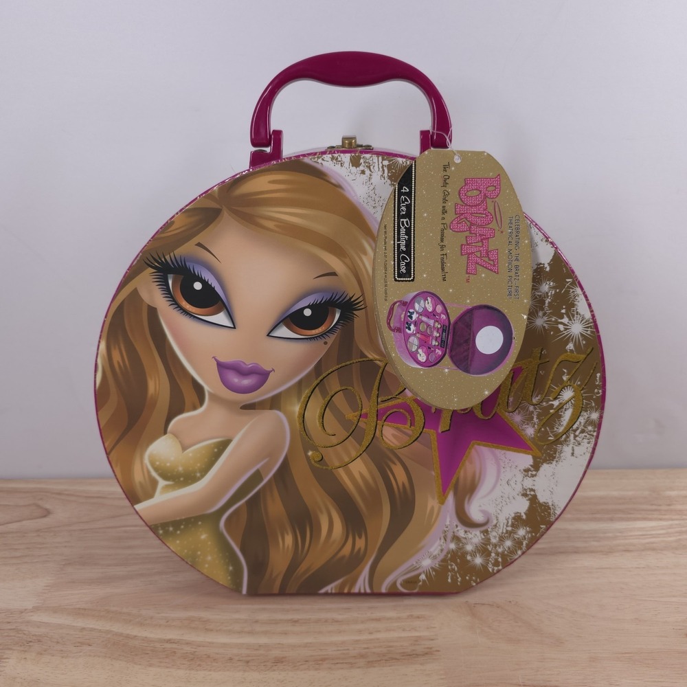 VTG Bratz 4 Ever Boutique Makeup Case NEW Sealed 2007 Complete Cosmetic Kit RARE